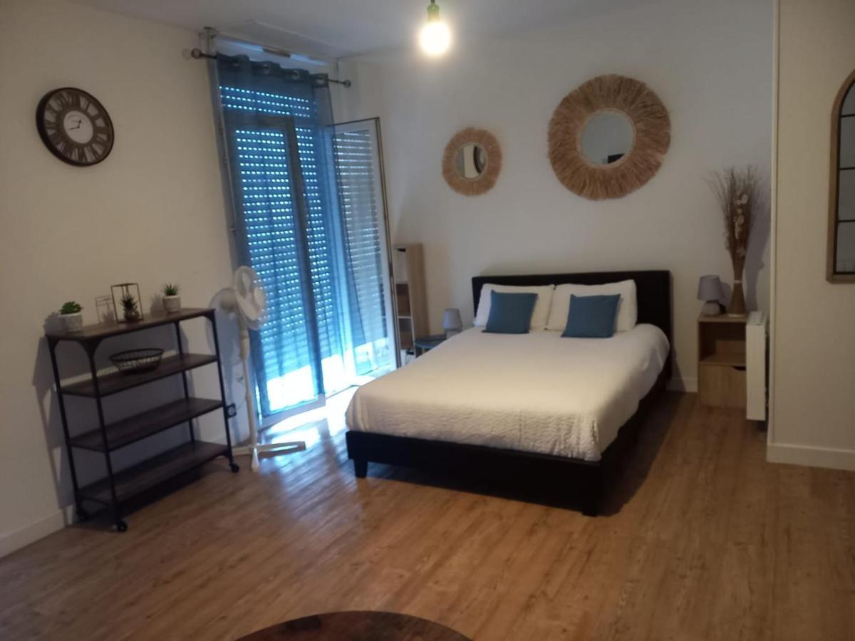 קונייאק La Residence Immeuble Place Francois 1Er מראה חיצוני תמונה